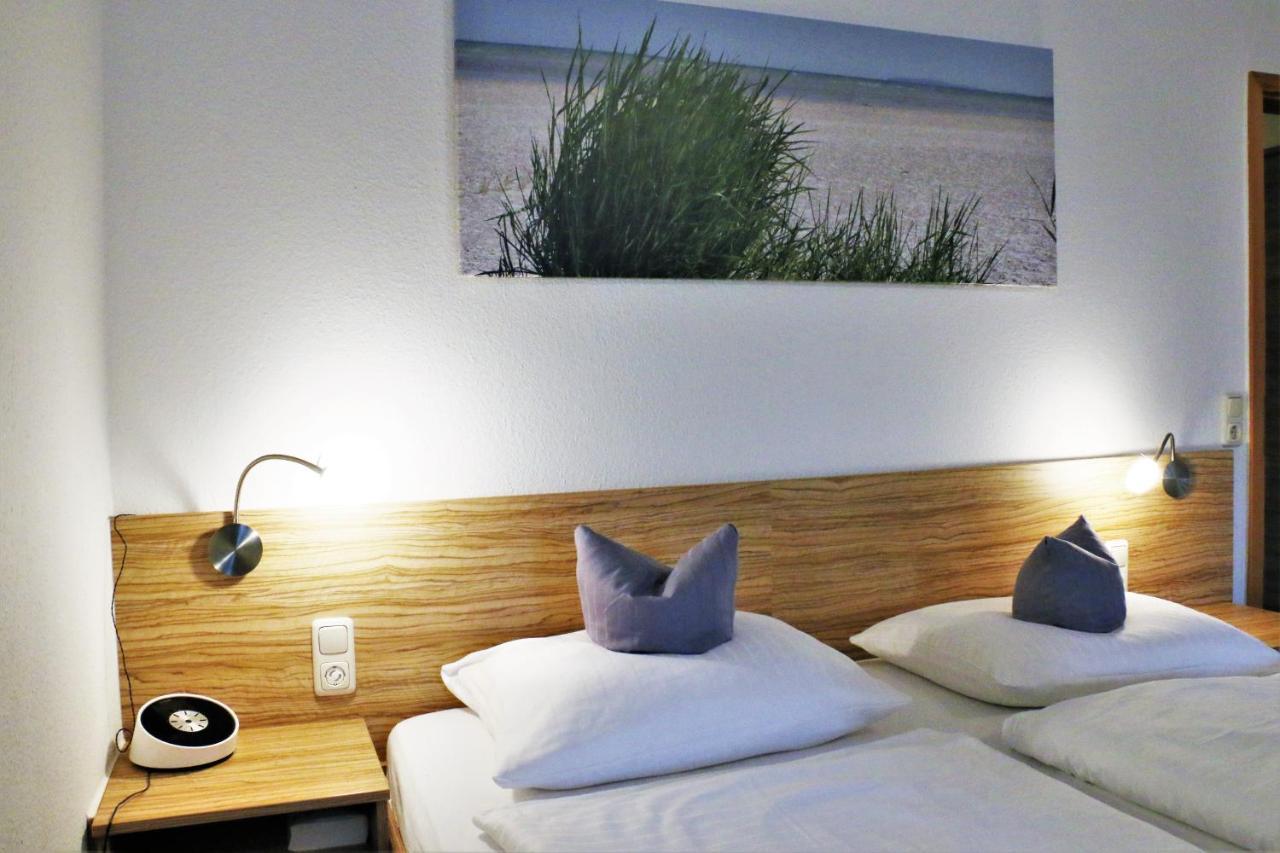 רוסטוק Gruenblau Relax Pension & Apartments מראה חיצוני תמונה